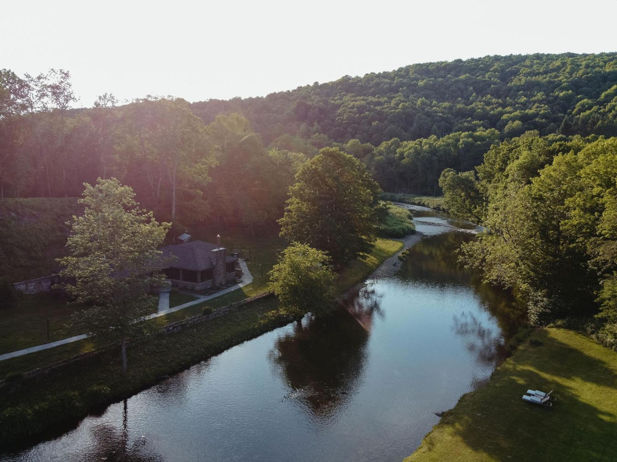 Antrim Streamside Hotel Livingston Manor Kültér fotó